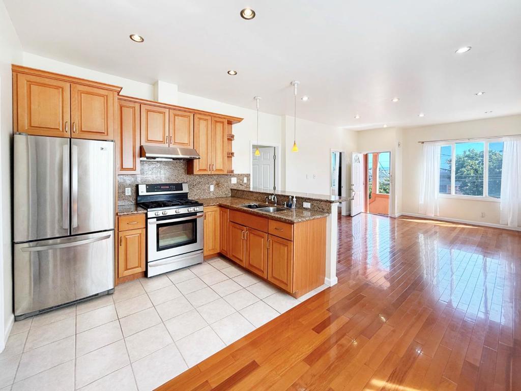 112 Congdon Street Property Photo 1