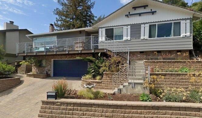 222 Hillcrest Road Property Photo 1