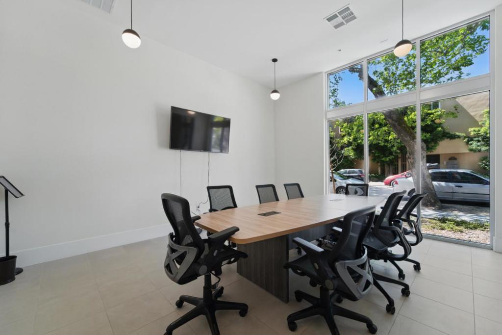 1667 San Carlos Avenue 101 Property Photo 6