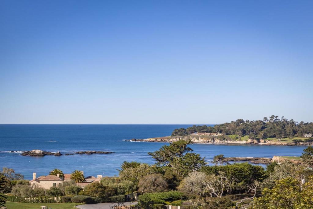 3365 17 Mile Drive Property Photo