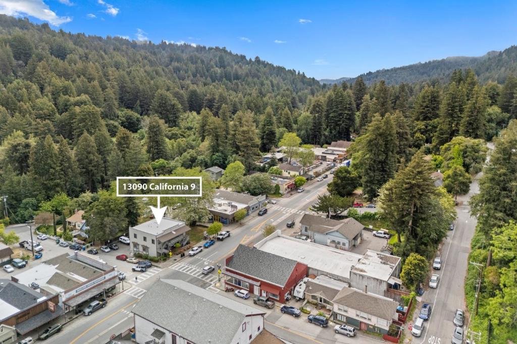 13090 Highway 9 Property Photo 9