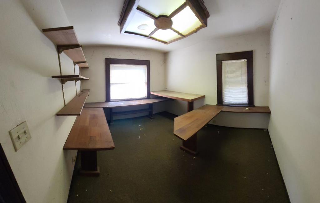 374 Josefa Street Property Photo 3