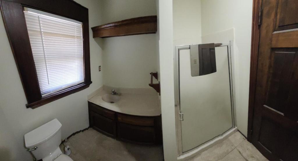 374 Josefa Street Property Photo 4