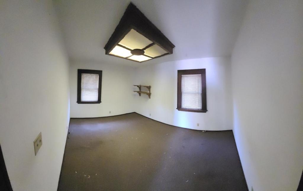 374 Josefa Street Property Photo 5