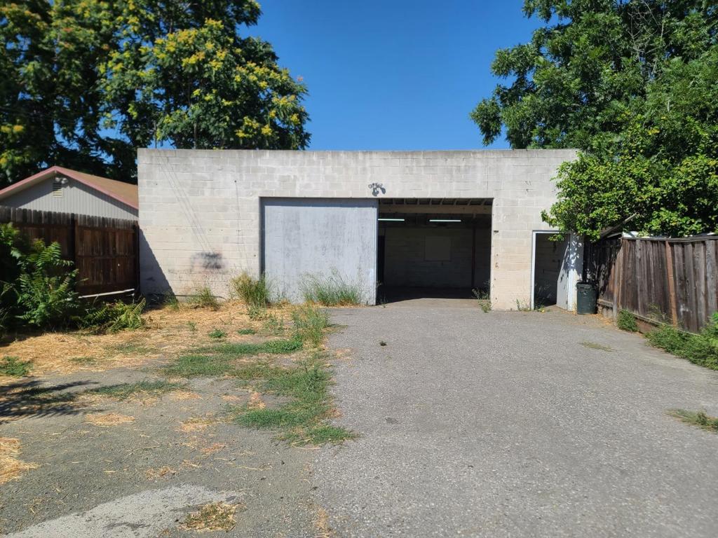 374 Josefa Street Property Photo 11
