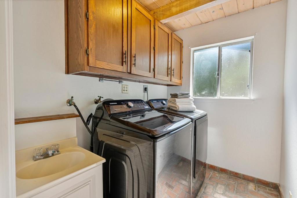 50 Florence Court Property Photo 20