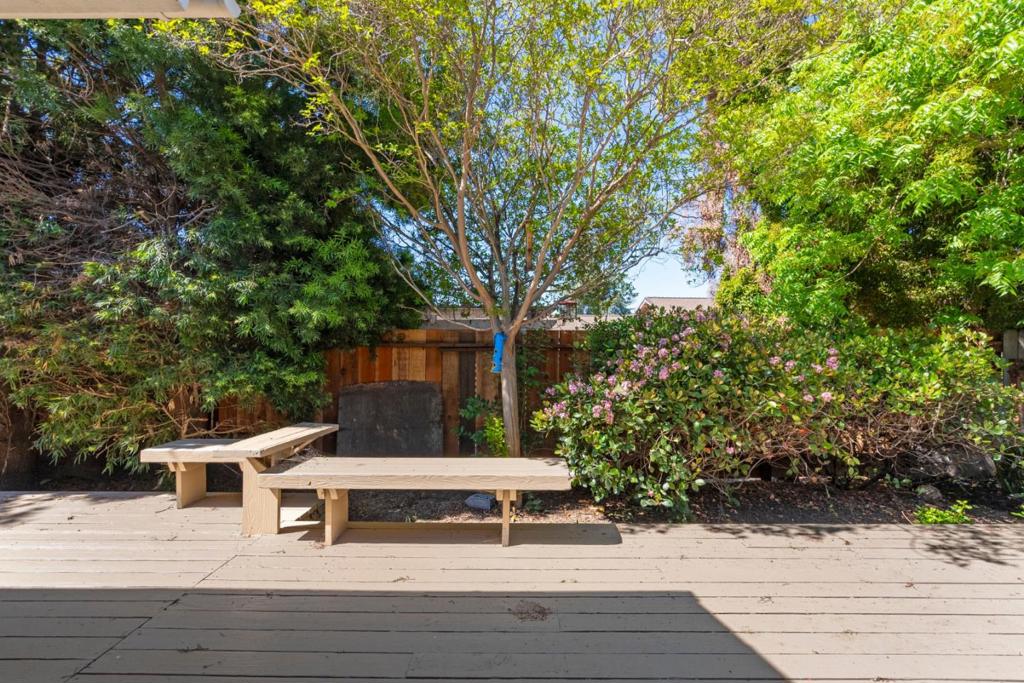 50 Florence Court Property Photo 36