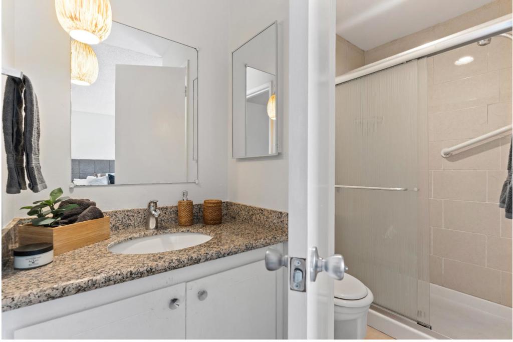 38228 Paseo Padre Parkway 24 Property Photo 7