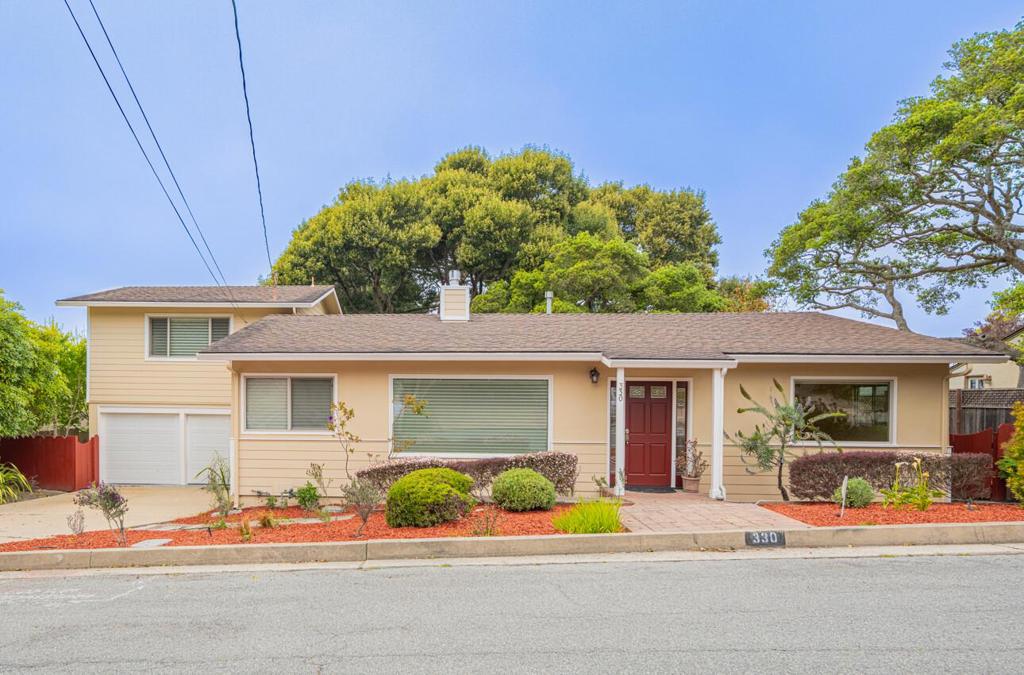 330 Stuart Avenue