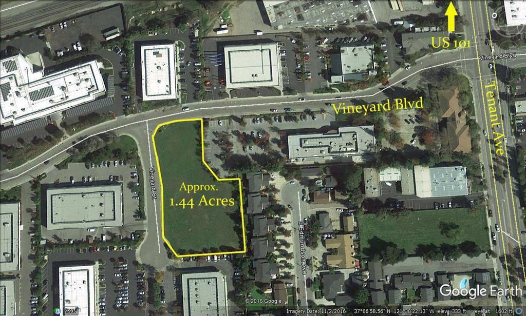 240 Vineyard Court Property Photo 1