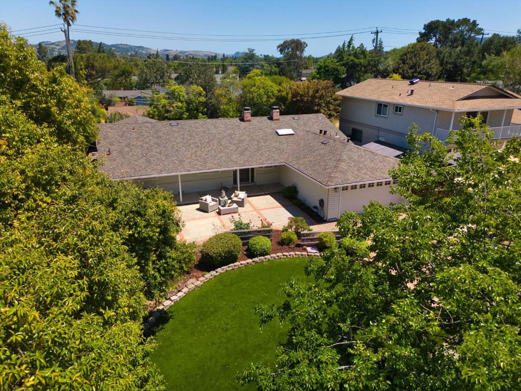 6562 Tam Oshanter Drive Property Photo