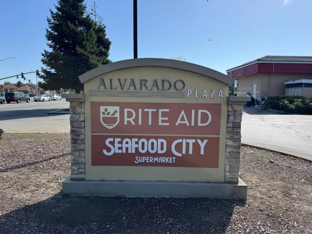 Alvarado Property Photo 2