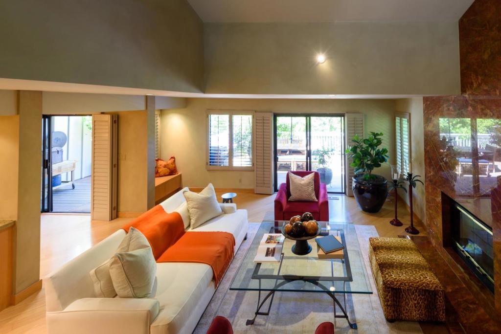 1265 Trinity Drive Property Photo 8