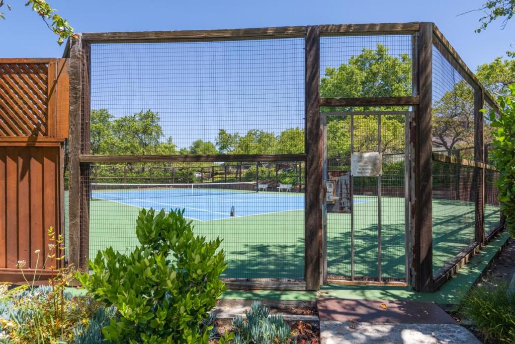 1265 Trinity Drive Property Photo 31