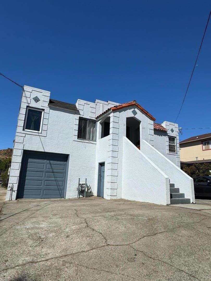 33 Lewis Avenue Property Photo