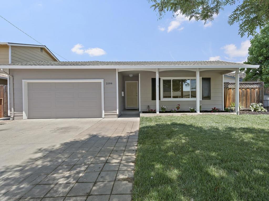 2106 Treewood Lane Property Photo 1