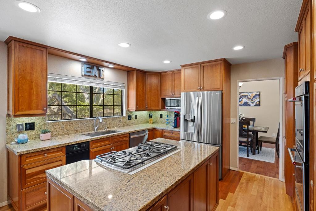 7 Antelope Lane Property Photo 8