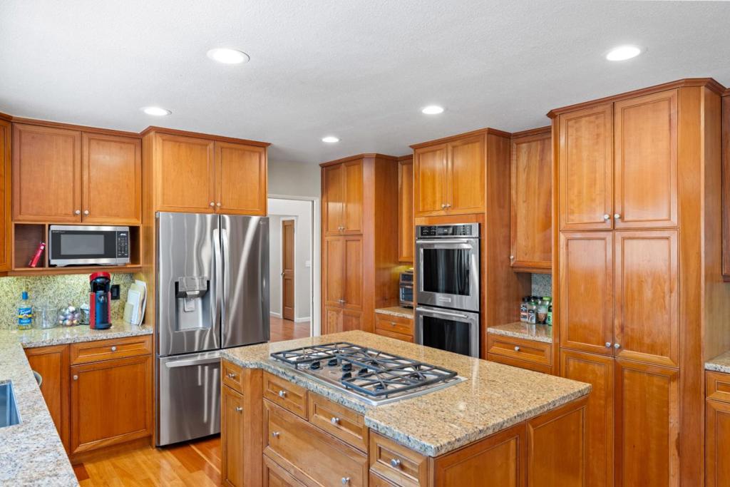 7 Antelope Lane Property Photo 10