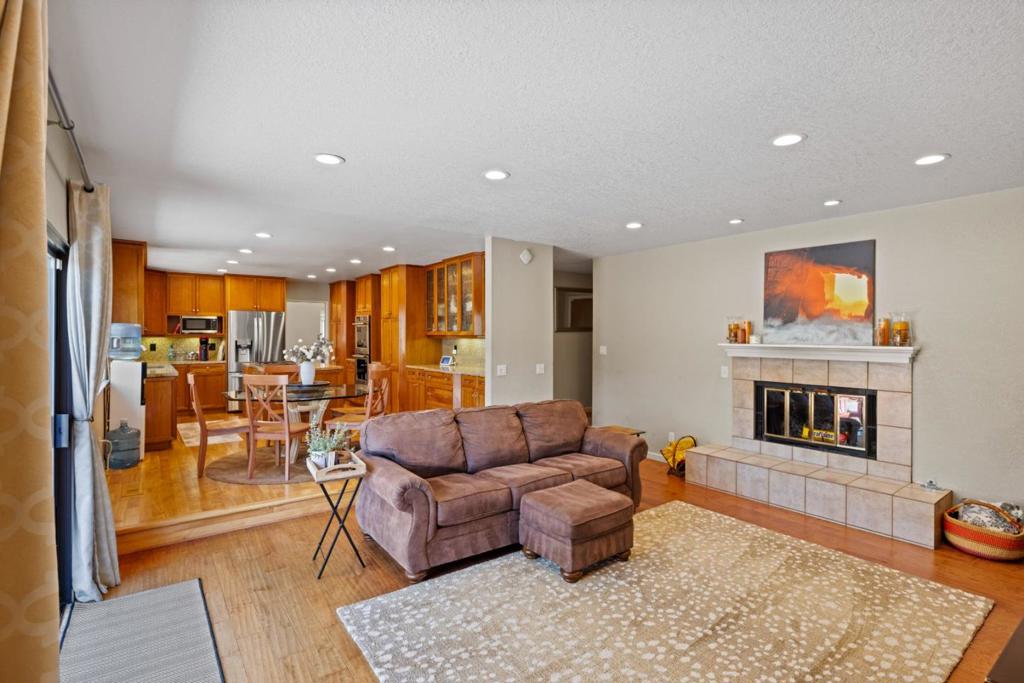 7 Antelope Lane Property Photo 13