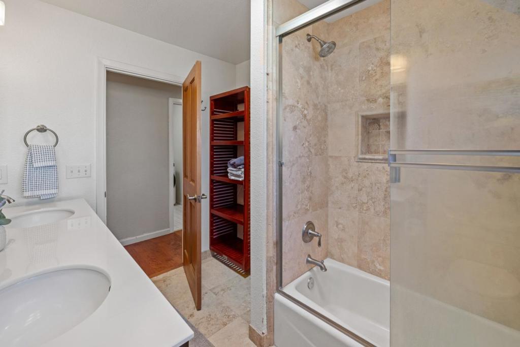 7 Antelope Lane Property Photo 23