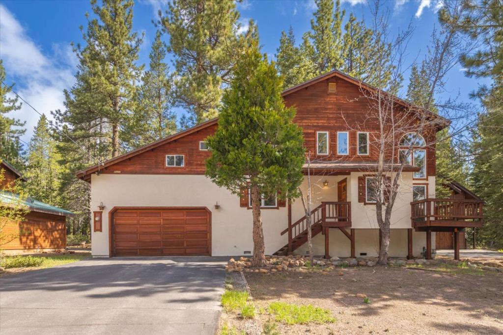 16900 Northwoods Boulevard Property Photo