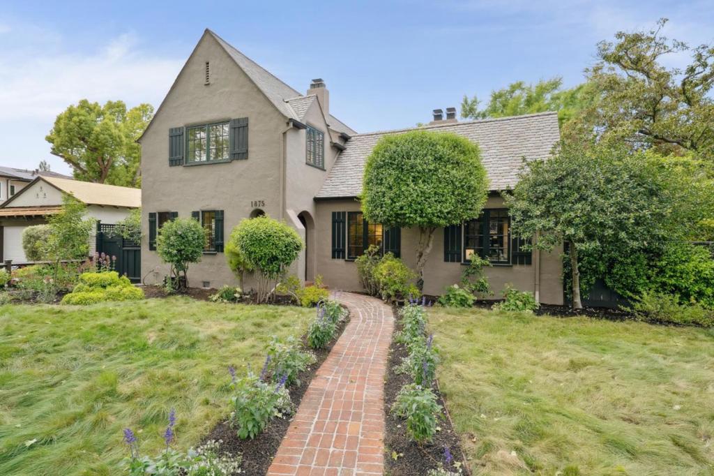 1875 Middlefield Road Property Photo 1