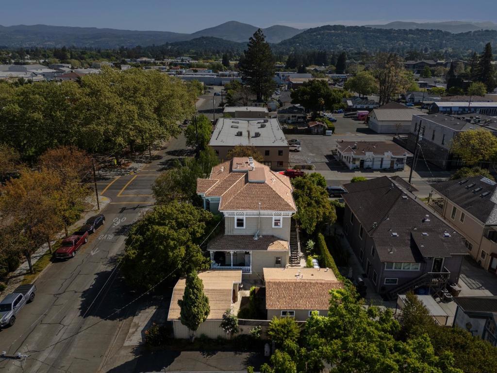 1645 Main Street Property Photo 47