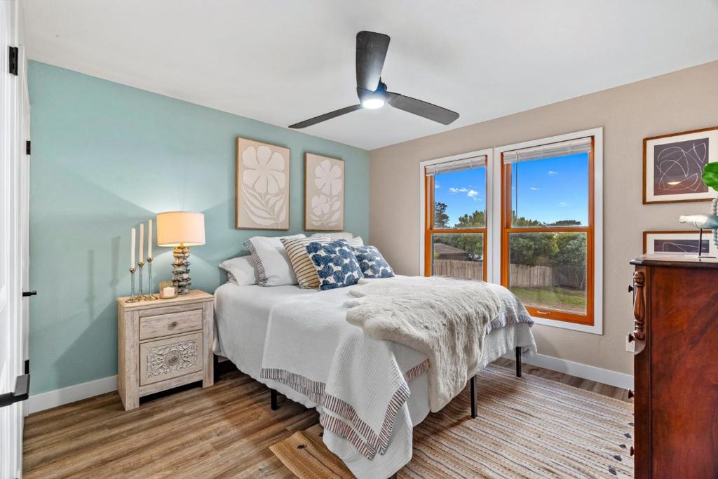 11 Yankee Point Drive Property Photo 12