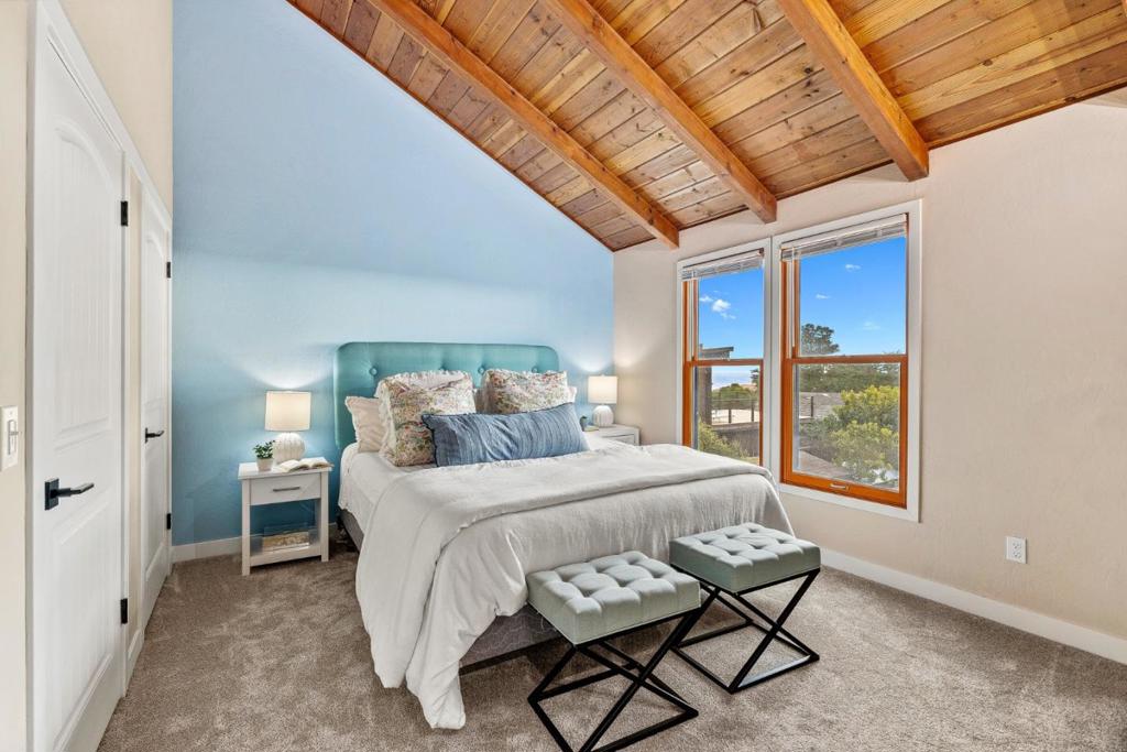 11 Yankee Point Drive Property Photo 19