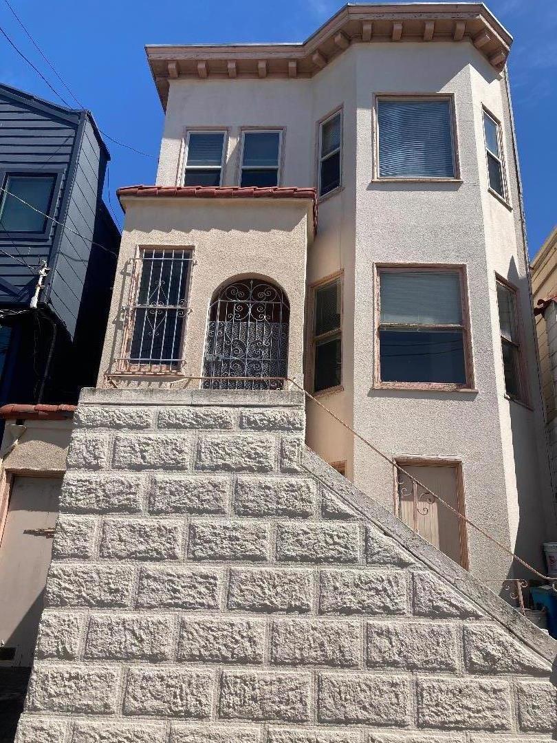 236 6th Avenue