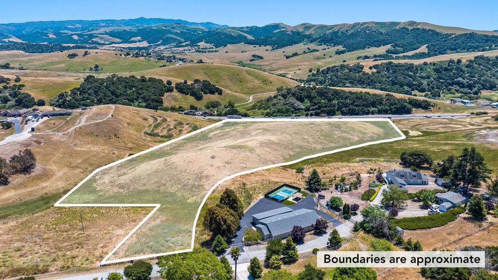 363 Orchard Hill Road Property Photo 1