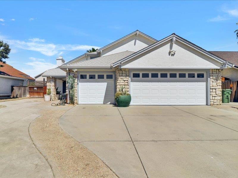 1675 Foxwood Drive Property Photo