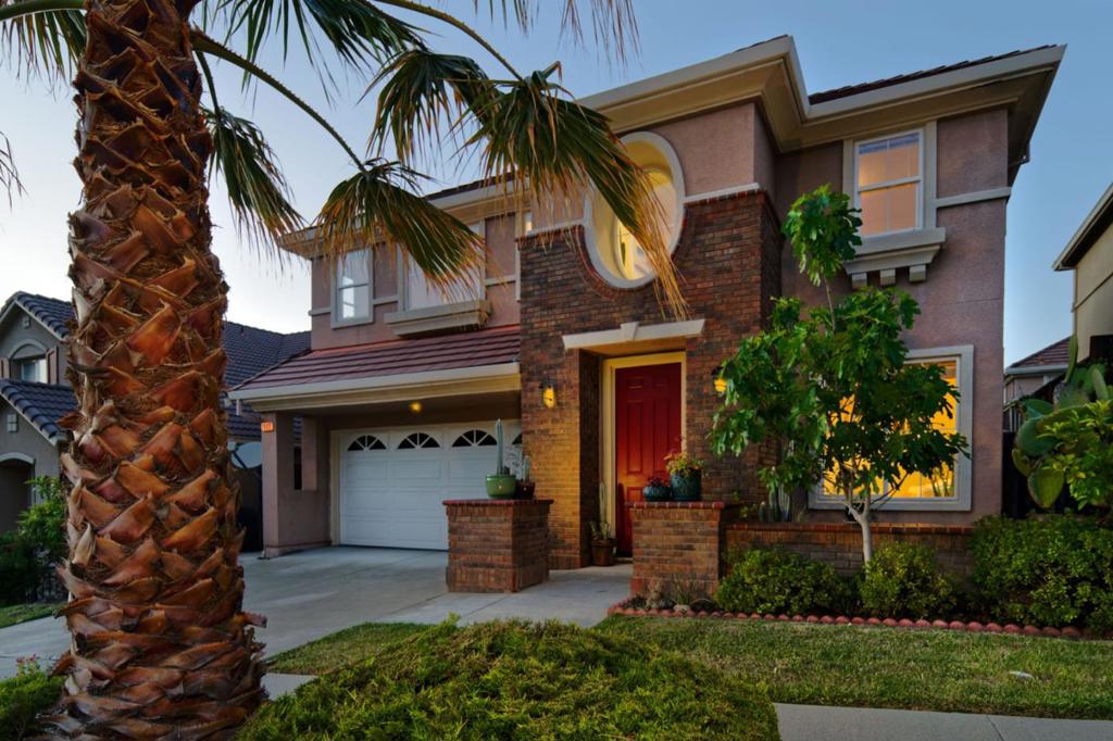 1687 Via Cortina Property Photo 5
