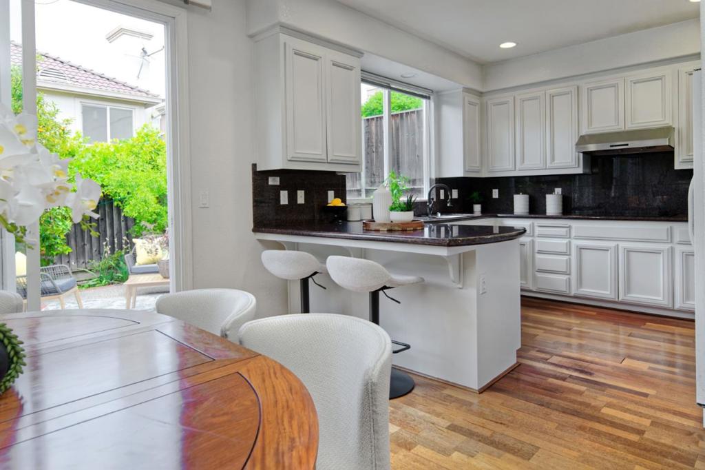 1687 Via Cortina Property Photo 12