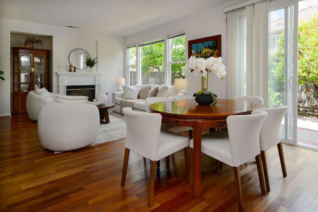 1687 Via Cortina Property Photo 15