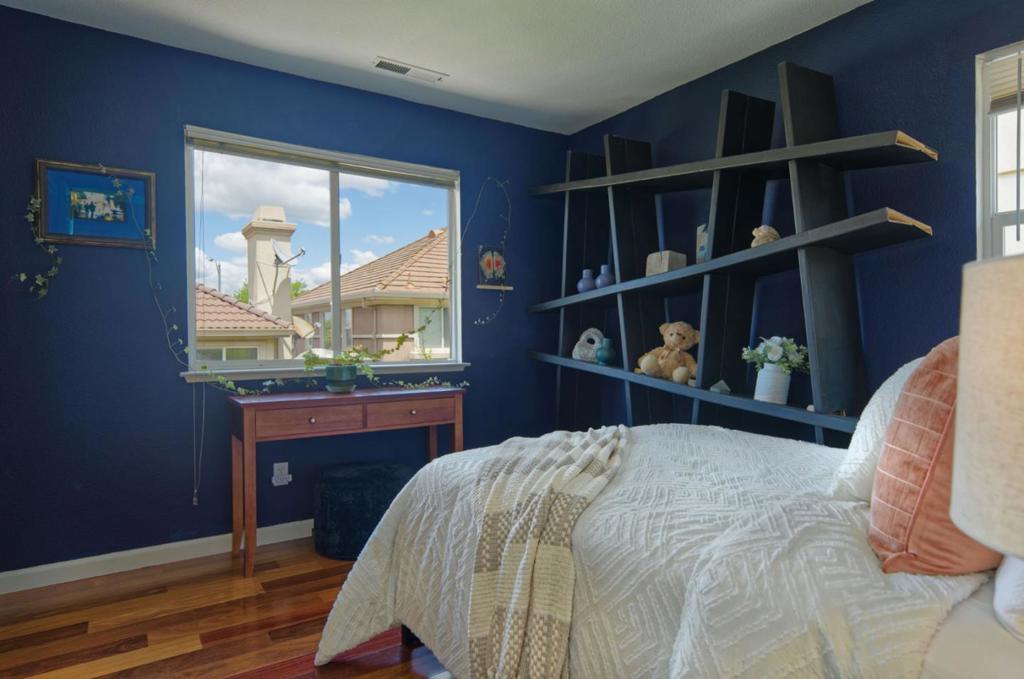 1687 Via Cortina Property Photo 28