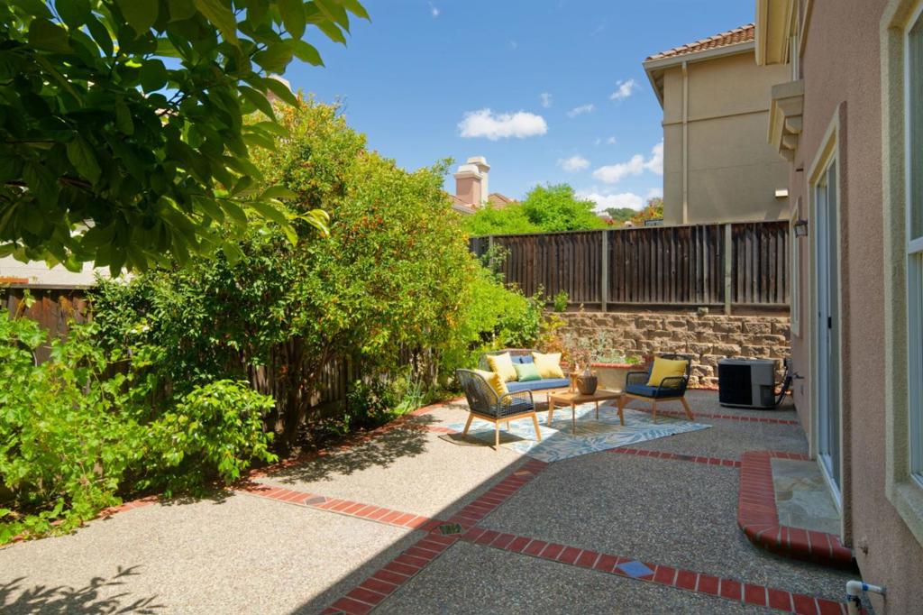 1687 Via Cortina Property Photo 37