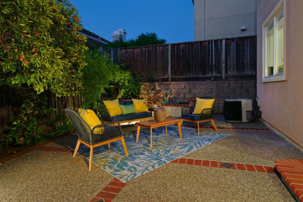 1687 Via Cortina Property Photo 45