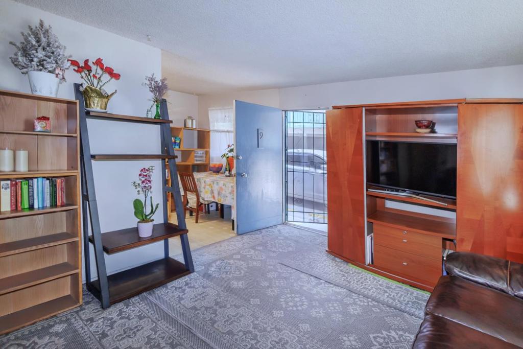 309315 Oak Avenue Property Photo 32