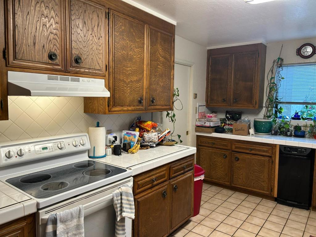 231 Villa Terrace Property Photo 10