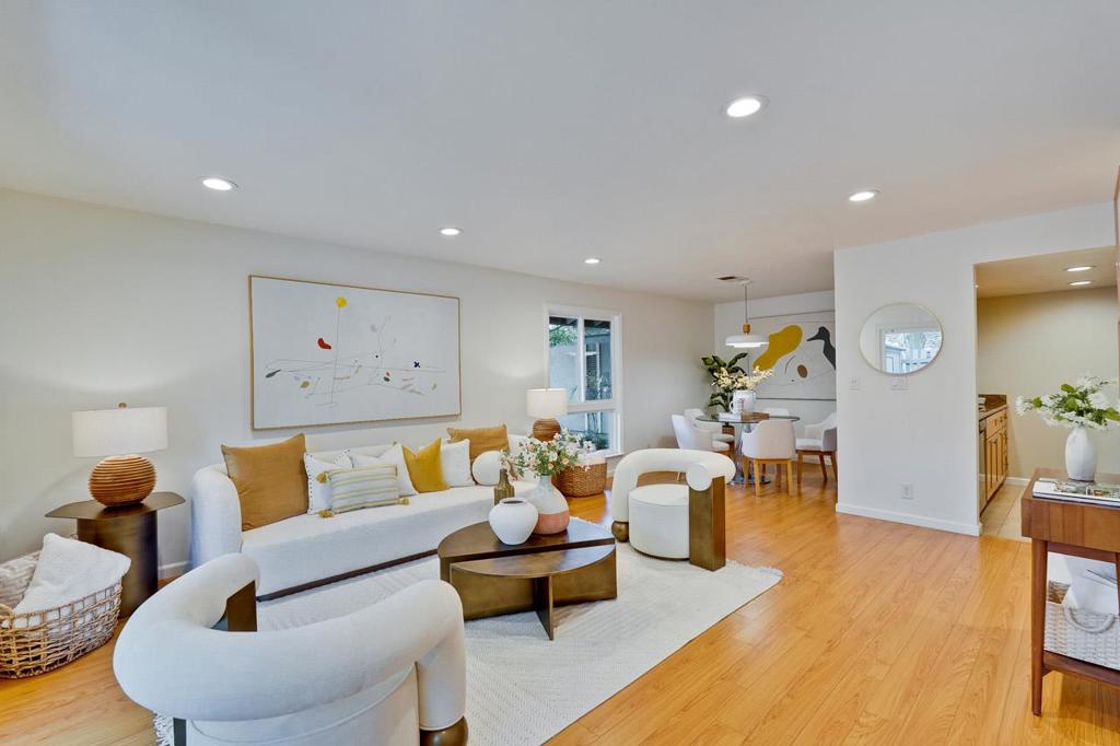 21089 Red Fir Court Property Photo 1