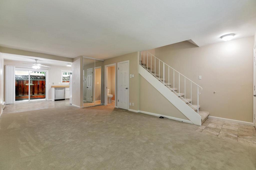 240 Union Avenue Property Photo 14