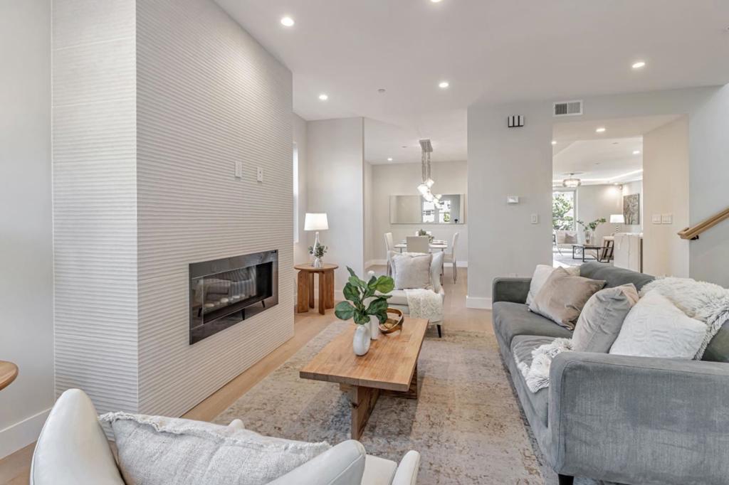 1066 Larch Avenue Property Photo 20