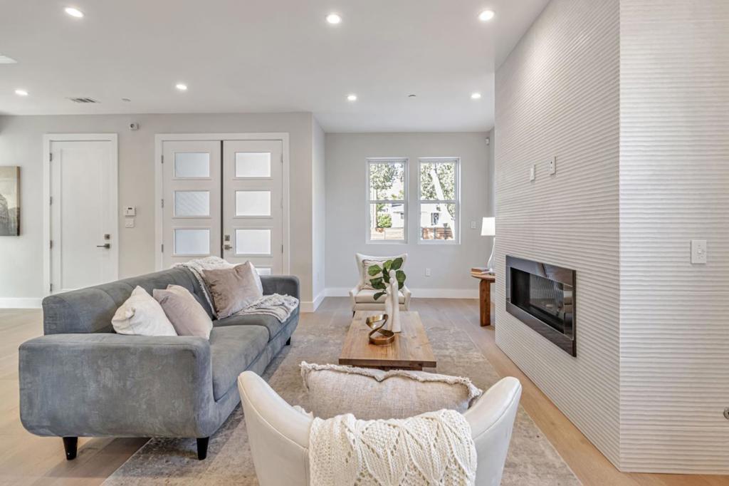 1066 Larch Avenue Property Photo 22