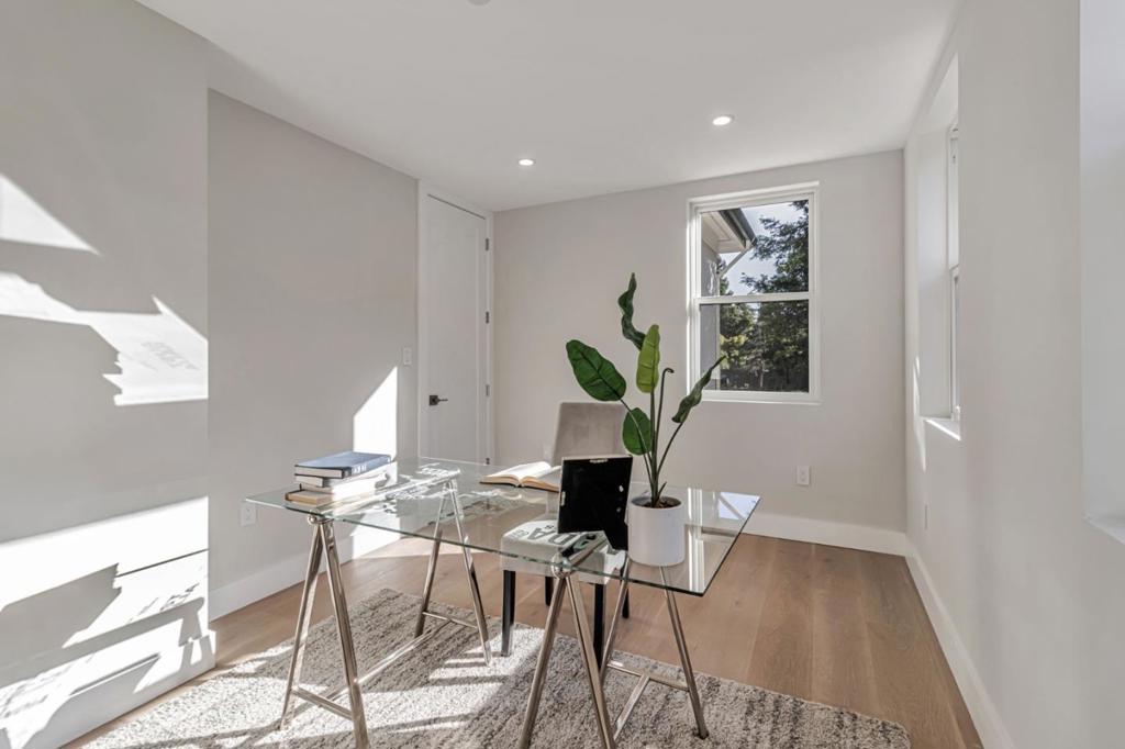 1066 Larch Avenue Property Photo 37