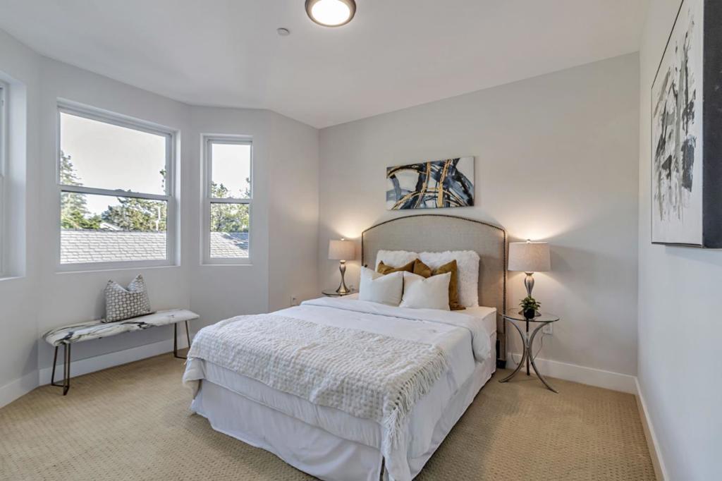 1066 Larch Avenue Property Photo 49