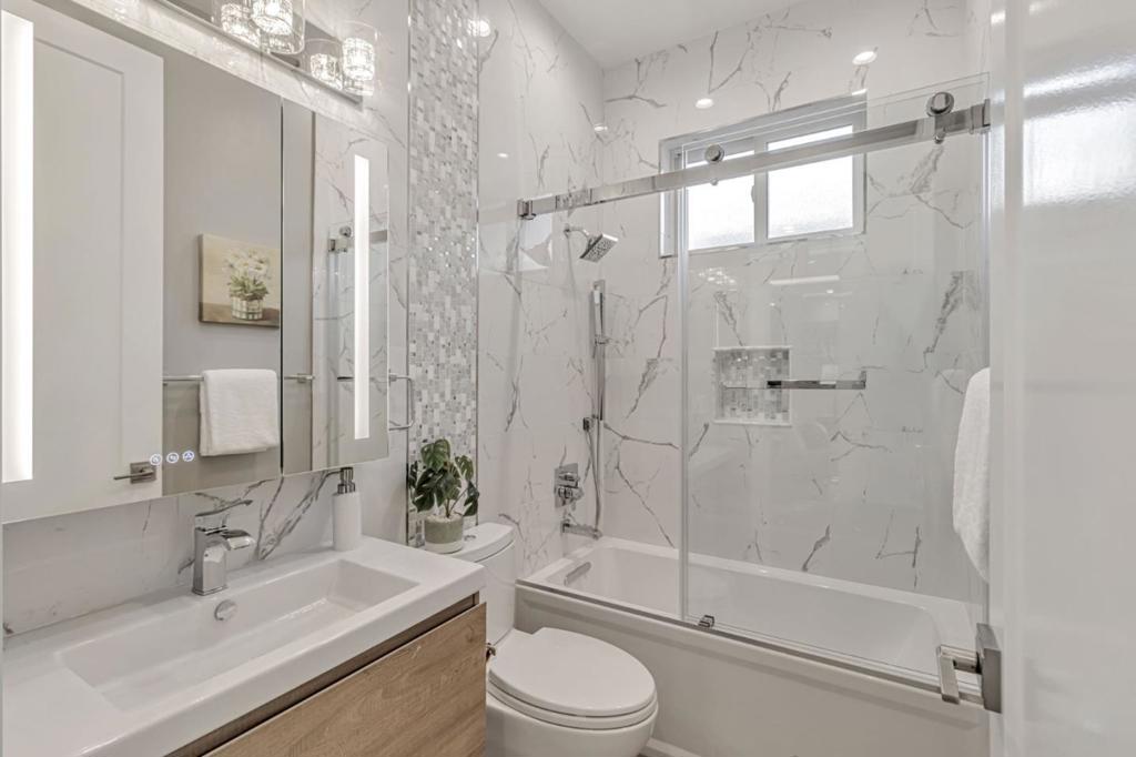 1066 Larch Avenue Property Photo 66