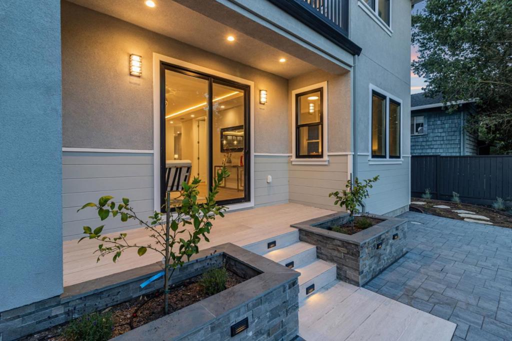 1066 Larch Avenue Property Photo 68