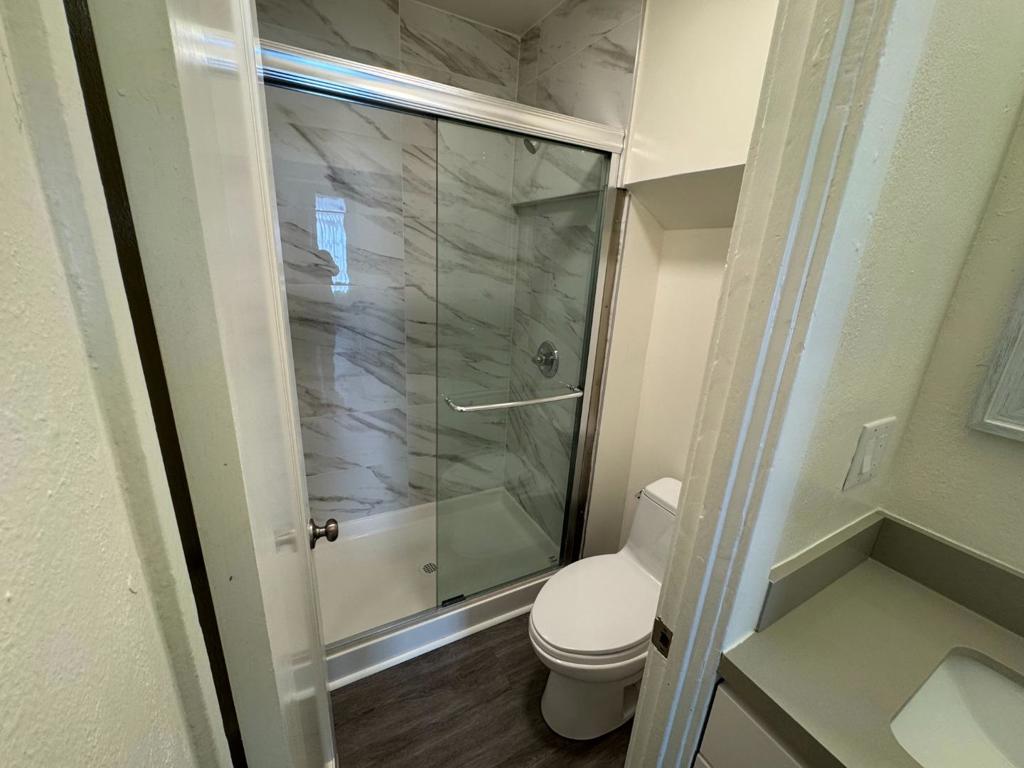 326 Cortland Avenue Property Photo 7