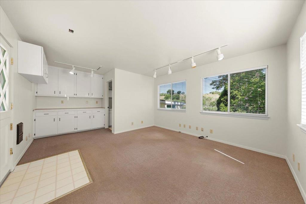 Hall Road Property Photo 22